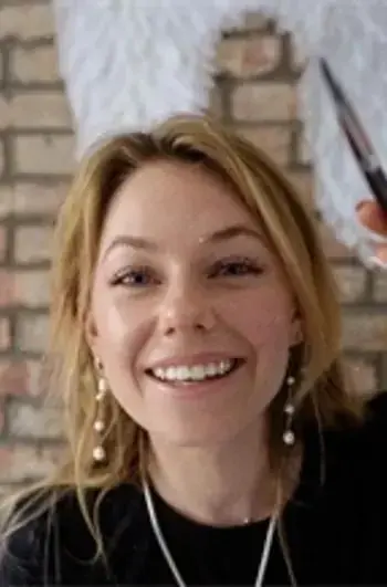Anna-Laura Sullivan