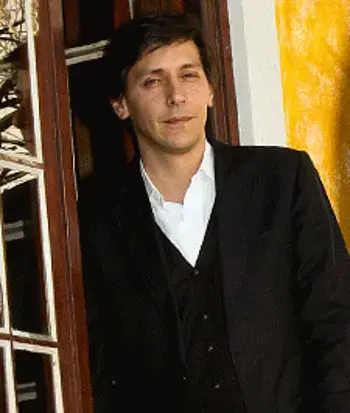 Bernardo Ferrão