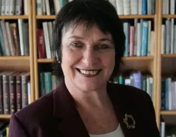 Brenda Shoshanna