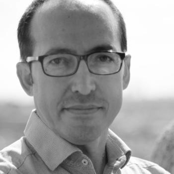Burhan Sönmez