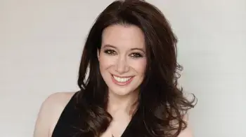 Carol Roth