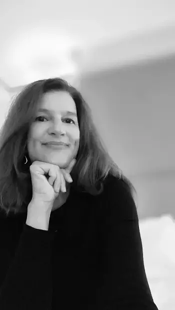 Claudia J. Fischer