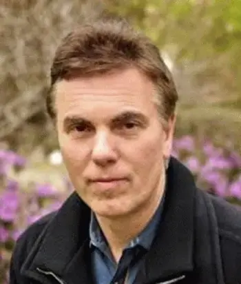 Dan Raviv