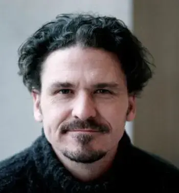 Dave Eggers