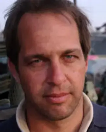 Dexter Filkins