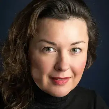 Dra. Sarah Davies
