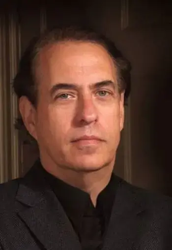Glenn Cooper