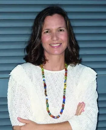 Iris Bravo