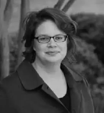 Katie Elzer-Peters