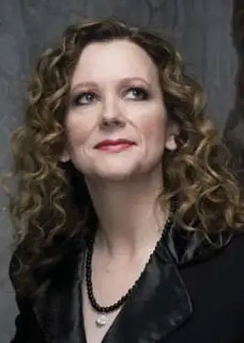 Laurell K. Hamilton