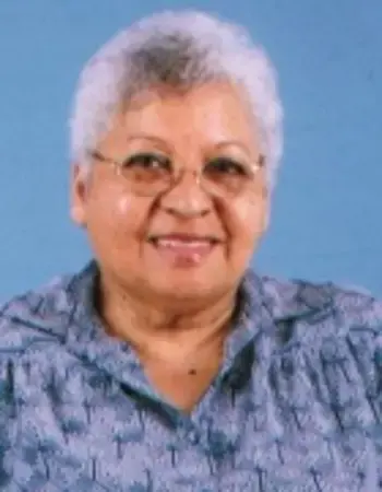 Lília Momplé
