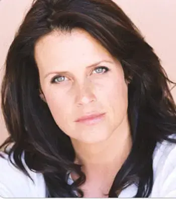 Lisa Oz