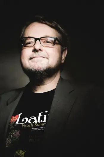 Luis Alberto Urrea