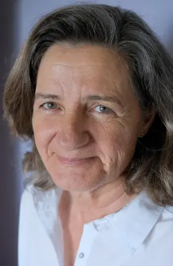 Mónica Bello