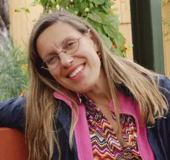 Paula Abrantes