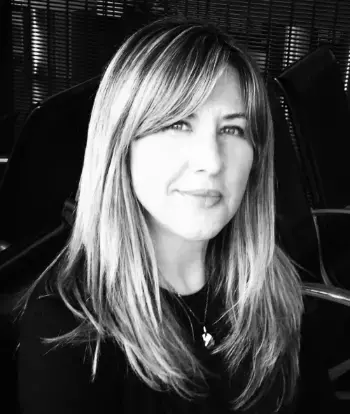 Paula Lobato de Faria