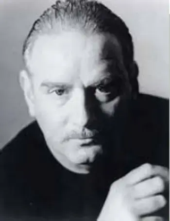 Peter Ackroyd