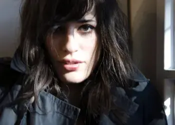 Pola Oloixarac