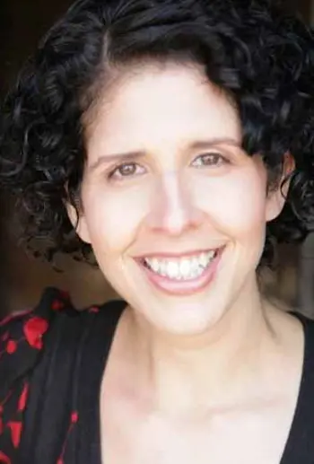 Robyn Okrant