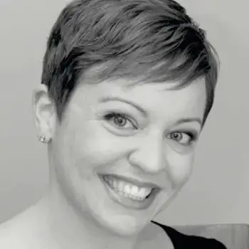 Sarah Knight