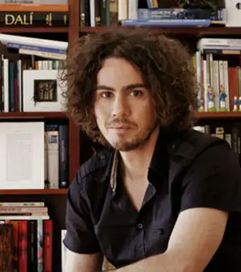 Tiago Salazar