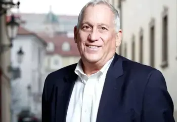 Walter Isaacson