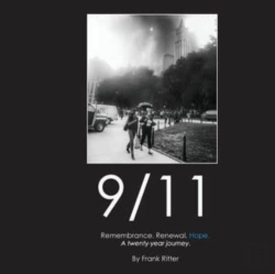 Bertrand.pt - 9-11 Remembrance. Renewal. Hope. : A Twe