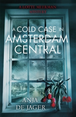 Bertrand.pt - A Cold Case In Amsterdam Central