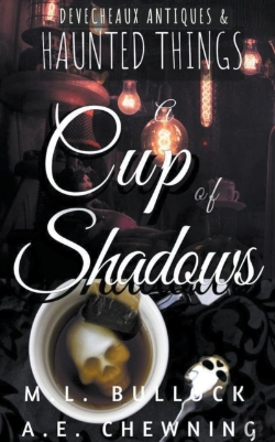 Bertrand.pt - A Cup Of Shadows