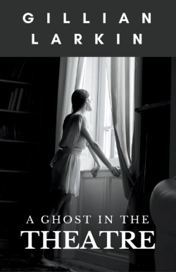Bertrand.pt - A Ghost In The Theatre