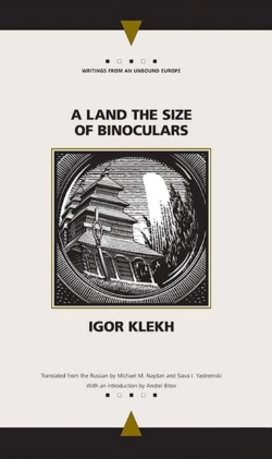 Bertrand.pt - A Land The Size Of Binoculars