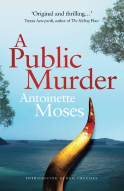 Bertrand.pt - A Public Murder