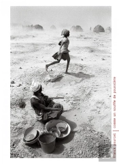 Afrique ; Comme Un Souffle De Poussière