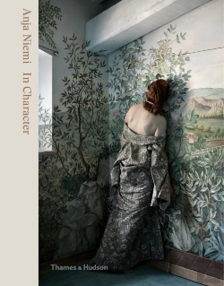 Bertrand.pt - Anja Niemi: In Character