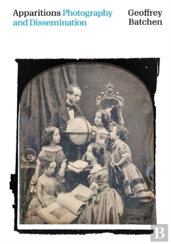 Bertrand.pt - Apparitions: Photography And Dissemination