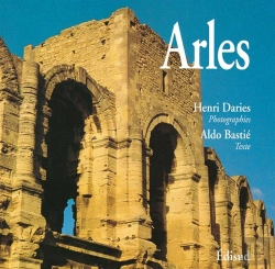 Bertrand.pt - Arles