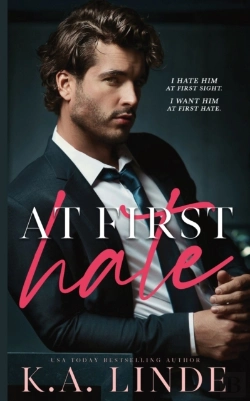 Bertrand.pt - At First Hate