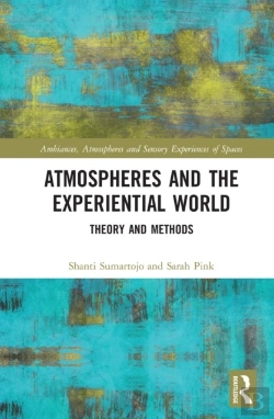 Bertrand.pt - Atmospheres And The Experiential World