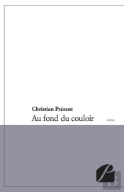 Au Fond Du Couloir