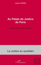 Au Palais De Justice De Paris