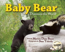 Bertrand.pt - Baby Bear Discovers The World