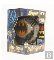Batman: Metal Die-Cast Bat-Signal