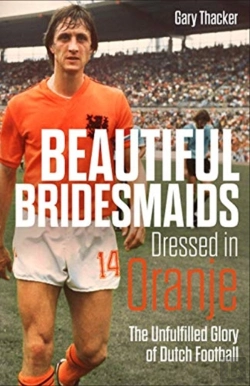 Bertrand.pt - Beautiful Bridesmaids Dressed In Oranje