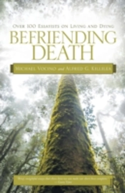 Bertrand.pt - Befriending Death: Over 100 Essayists On Living And Dying