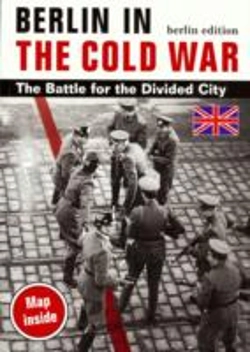 Bertrand.pt - Berlin In The Cold War