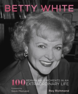 Bertrand.pt - Betty White