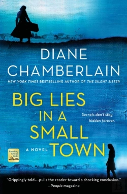Bertrand.pt - Big Lies In A Small Town