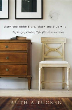 Bertrand.pt - Black And White Bible, Black And Blue Wife