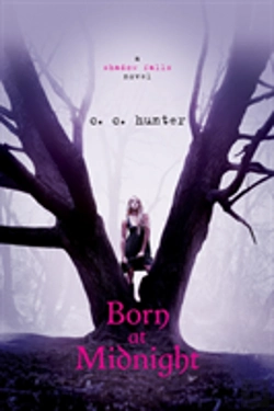 Bertrand.pt - Born At Midnight