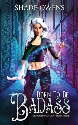 Bertrand.pt - Born To Be Badass: A Snarky Urban Fantas